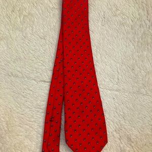 Sale! Yves St Laurent Silk Men’s Tie. Classic style and color/pattern.